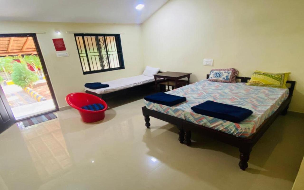 Hotel Megha Resort Hampi Eksteriør billede