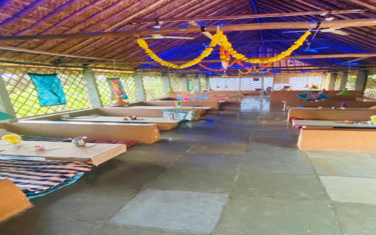 Hotel Megha Resort Hampi Eksteriør billede