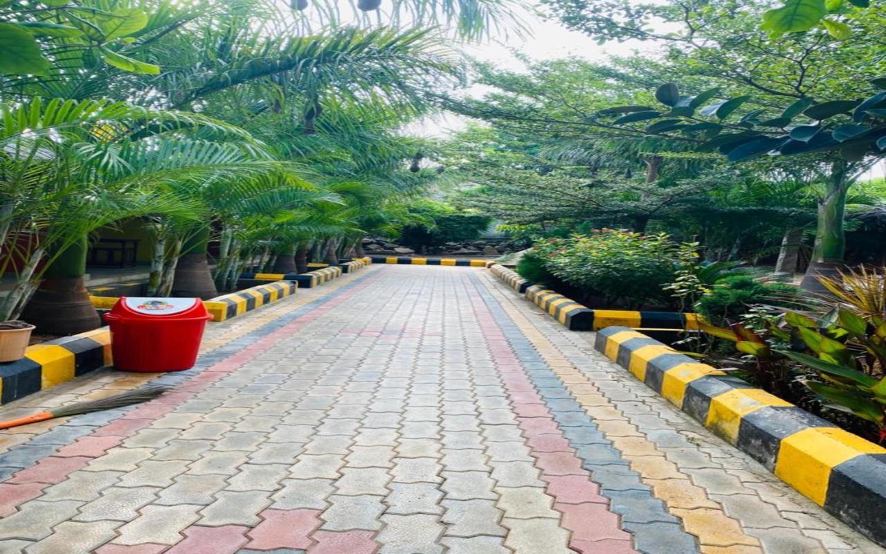 Hotel Megha Resort Hampi Eksteriør billede