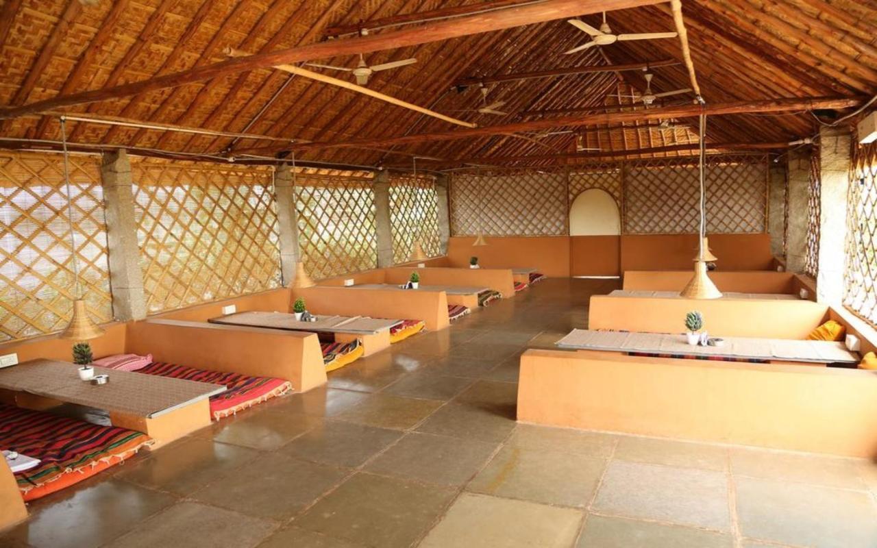 Hotel Megha Resort Hampi Eksteriør billede